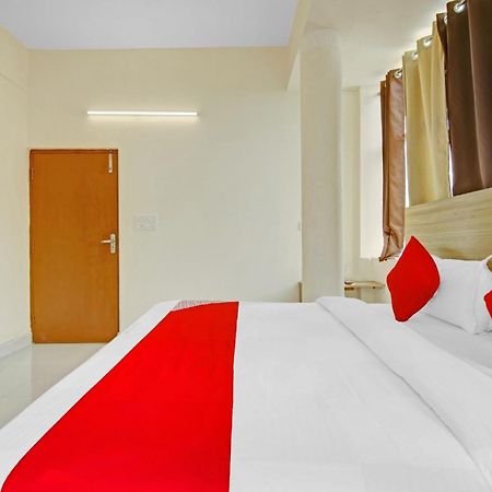 Oyo Flagship 80772 Hotel The Grand Rdc Ghaziabad Exteriör bild