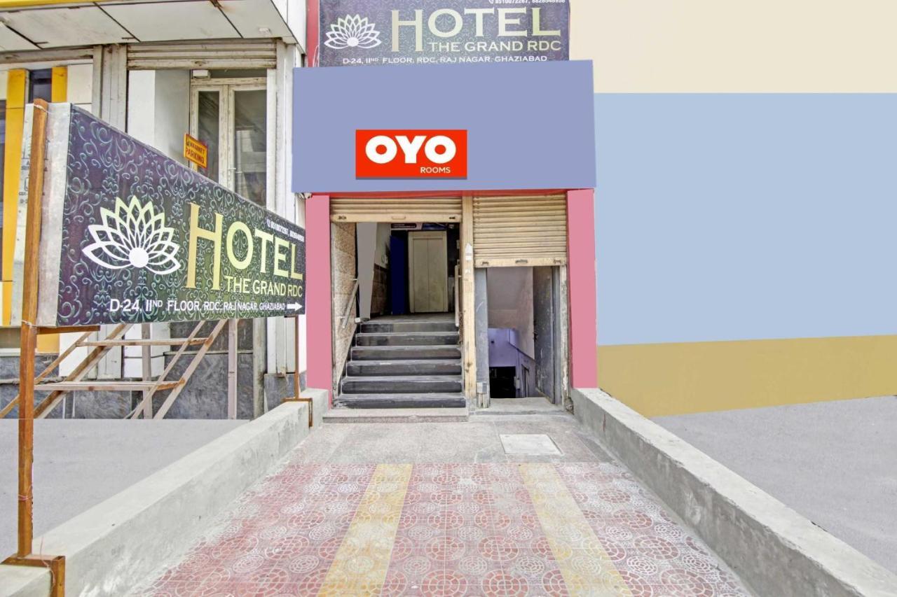 Oyo Flagship 80772 Hotel The Grand Rdc Ghaziabad Exteriör bild