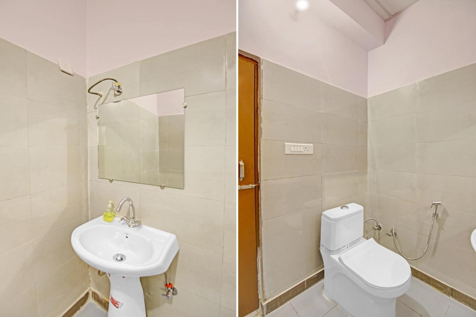 Oyo Flagship 80772 Hotel The Grand Rdc Ghaziabad Exteriör bild